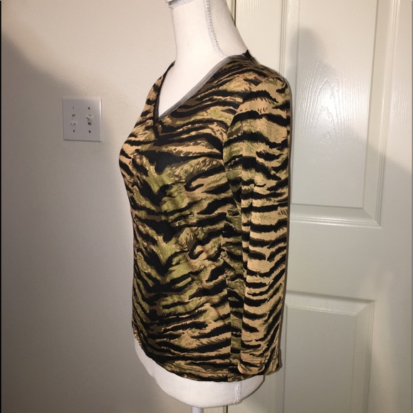 Lynn Ritchie Tiger Print Top - Picture 5 of 6